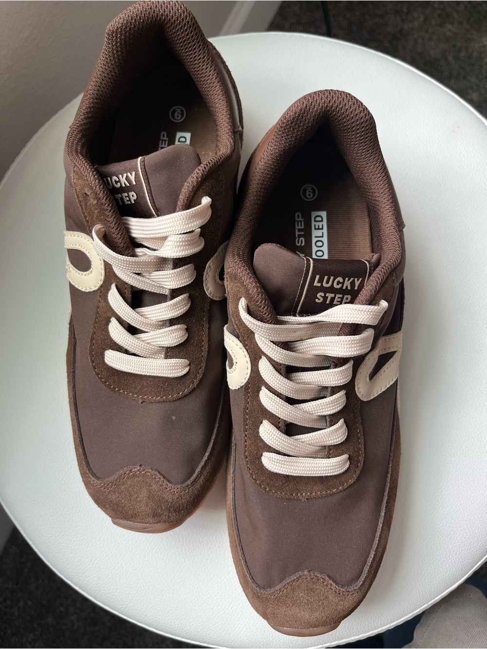 Lucky Step Women’s Retro Runner Brown & Cream Sneakers Sz 9